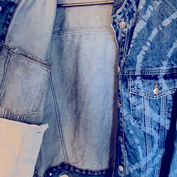 NWOT Bolongaro Trevor Sierra oversized tie dye denim jacket. Size Medium. - Picture 6 of 7